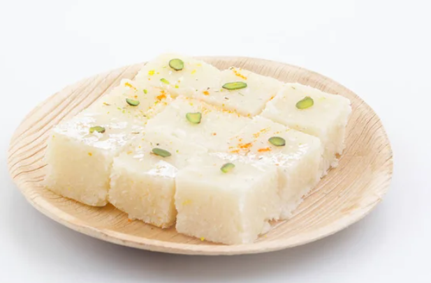 Coconut Barfi (Nariyal Barfi)